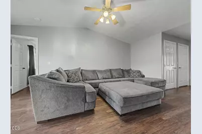 2348 James Martin Court, Klamath Falls, OR 97601 - Photo 3