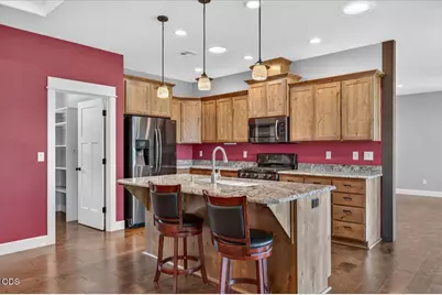 367 Avalon Terrace, Eagle Point, OR 97524 - Photo 5