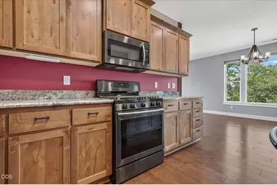 367 Avalon Terrace, Eagle Point, OR 97524 - Photo 7