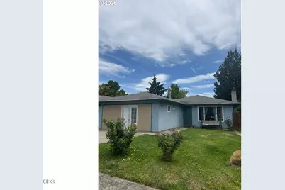 2122 Hill Way, Medford, OR 97504 - Photo 1