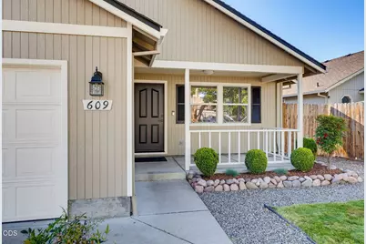 609 Allison Way, Medford, OR 97501 - Photo 1