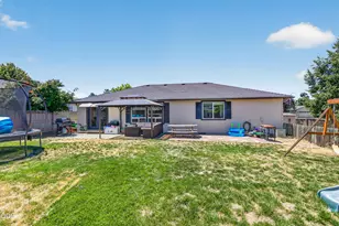 1401 Andrew Dr, Medford, OR 97501 - Photo 19