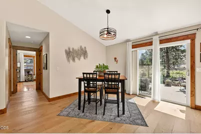 19563 Apache Road, Bend, OR 97702 - Photo 13