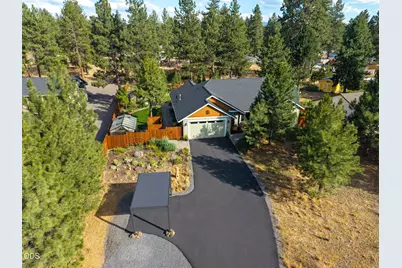 19563 Apache Road, Bend, OR 97702 - Photo 45