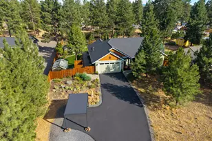 19563 Apache Rd, Bend, OR 97702 - Photo 45