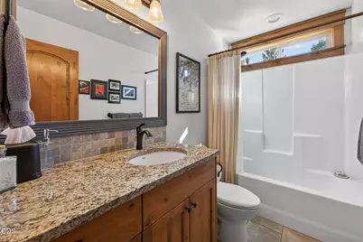 19563 Apache Road, Bend, OR 97702 - Photo 21