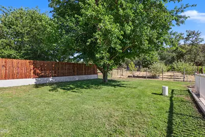 6575 Old Stage Road, Central Point, OR 97502 - Photo 47