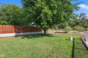 6575 Old Stage Rd, Central Point, OR 97502 - Photo 47