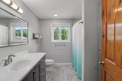 6575 Old Stage Road, Central Point, OR 97502 - Photo 33