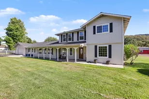 6575 Old Stage Rd, Central Point, OR 97502 - Photo 1