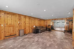 6575 Old Stage Rd, Central Point, OR 97502 - Photo 23