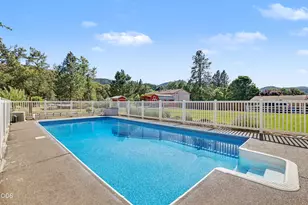 6575 Old Stage Rd, Central Point, OR 97502 - Photo 43
