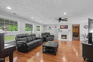 6575 Old Stage Rd, Central Point, OR 97502 - Photo 17