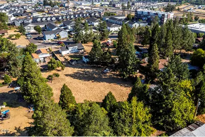 225 Cheryl Lane, Phoenix, OR 97535 - Photo 23