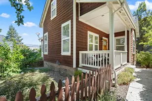 2277 Siskiyou Blvd, Ashland, OR 97520 - Photo 3