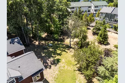 2277 Siskiyou Boulevard, Ashland, OR 97520 - Photo 39