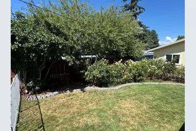 5215 Summit Street, Klamath Falls, OR 97603 - Photo 31