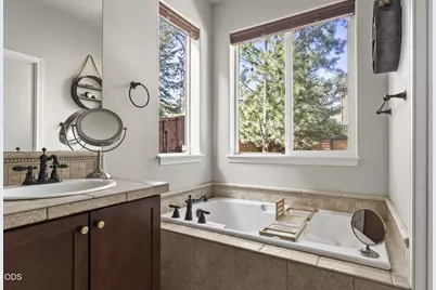 19772 Dry Canyon Avenue, Bend, OR 97702 - Photo 21