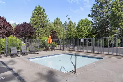 19772 Dry Canyon Avenue, Bend, OR 97702 - Photo 55