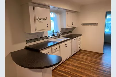 1055 N 5th Street #UNIT 43, Jacksonville, OR 97530 - Photo 7