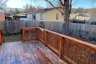 1055 N 5th St, Jacksonville, OR 97530 - Photo 29