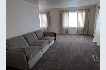 1055 N 5th Street #UNIT 43, Jacksonville, OR 97530 - Photo 3