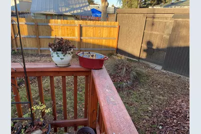 1055 N 5th Street #UNIT 43, Jacksonville, OR 97530 - Photo 27