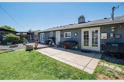 45 Ashley Place, Central Point, OR 97502 - Photo 19