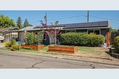 45 Ashley Place, Central Point, OR 97502 - Photo 3