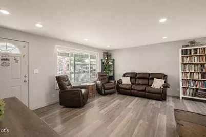 45 Ashley Place, Central Point, OR 97502 - Photo 5