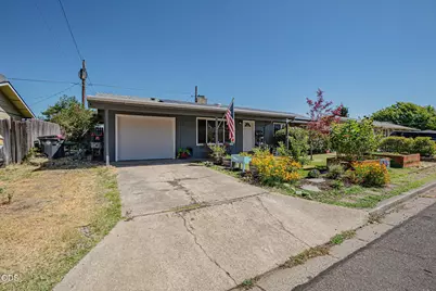 45 Ashley Place, Central Point, OR 97502 - Photo 17
