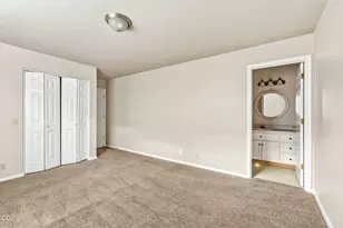 21326 Starling Dr, Bend, OR 97701 - Photo 15