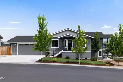 3525 SW Hillcrest Court, Redmond, OR 97756 - Photo 3