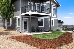 3525 SW Hillcrest Ct, Redmond, OR 97756 - Photo 5