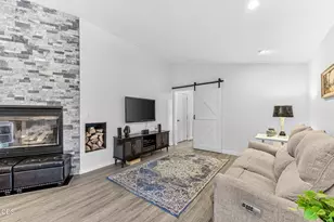64561 Joe Neil Rd, Bend, OR 97701 - Photo 17