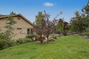 248 Mountain View Blvd, Klamath Falls, OR 97601 - Photo 27
