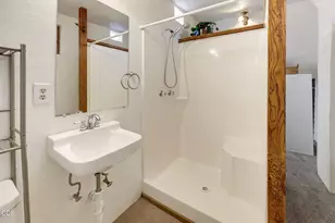 1040 E Main St, Ashland, OR 97520 - Photo 35