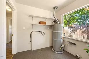 1040 E Main St, Ashland, OR 97520 - Photo 17