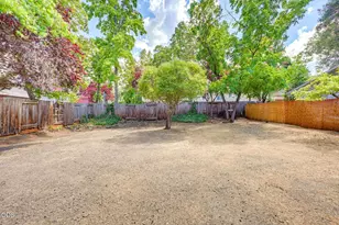 1040 E Main St, Ashland, OR 97520 - Photo 41