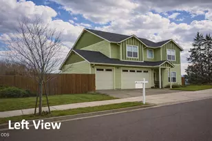 1004 Ruby Meadows, Eagle Point, OR 97524 - Photo 1
