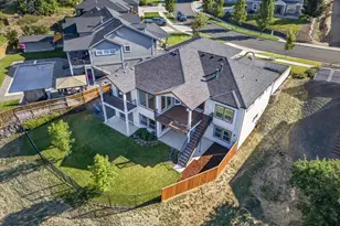 670 Forest Ridge Dr, Medford, OR 97504 - Photo 83