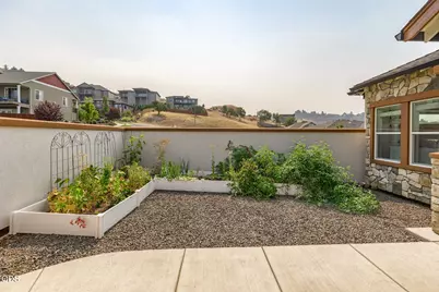 670 Forest Ridge Drive, Medford, OR 97504 - Photo 7