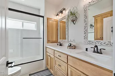 670 Forest Ridge Drive, Medford, OR 97504 - Photo 51