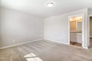 61618 SE Depot Loop, Bend, OR 97702 - Photo 23