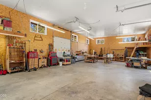 17760 Edmundson Rd, Sisters, OR 97759 - Photo 43