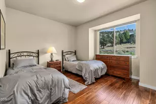 10707 Village Loop, Redmond, OR 97756 - Photo 17