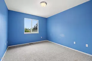 592 NE Redwood Ave, Redmond, OR 97756 - Photo 13