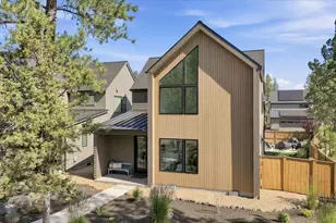 916 W McKenzie Hwy, Sisters, OR 97759 - Photo 49