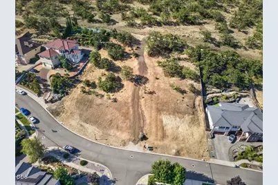 4662 Hathaway Drive, Medford, OR 97504 - Photo 9