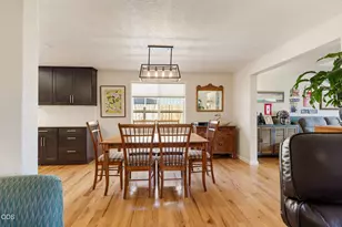 848 Forest Glen Dr, Central Point, OR 97502 - Photo 13